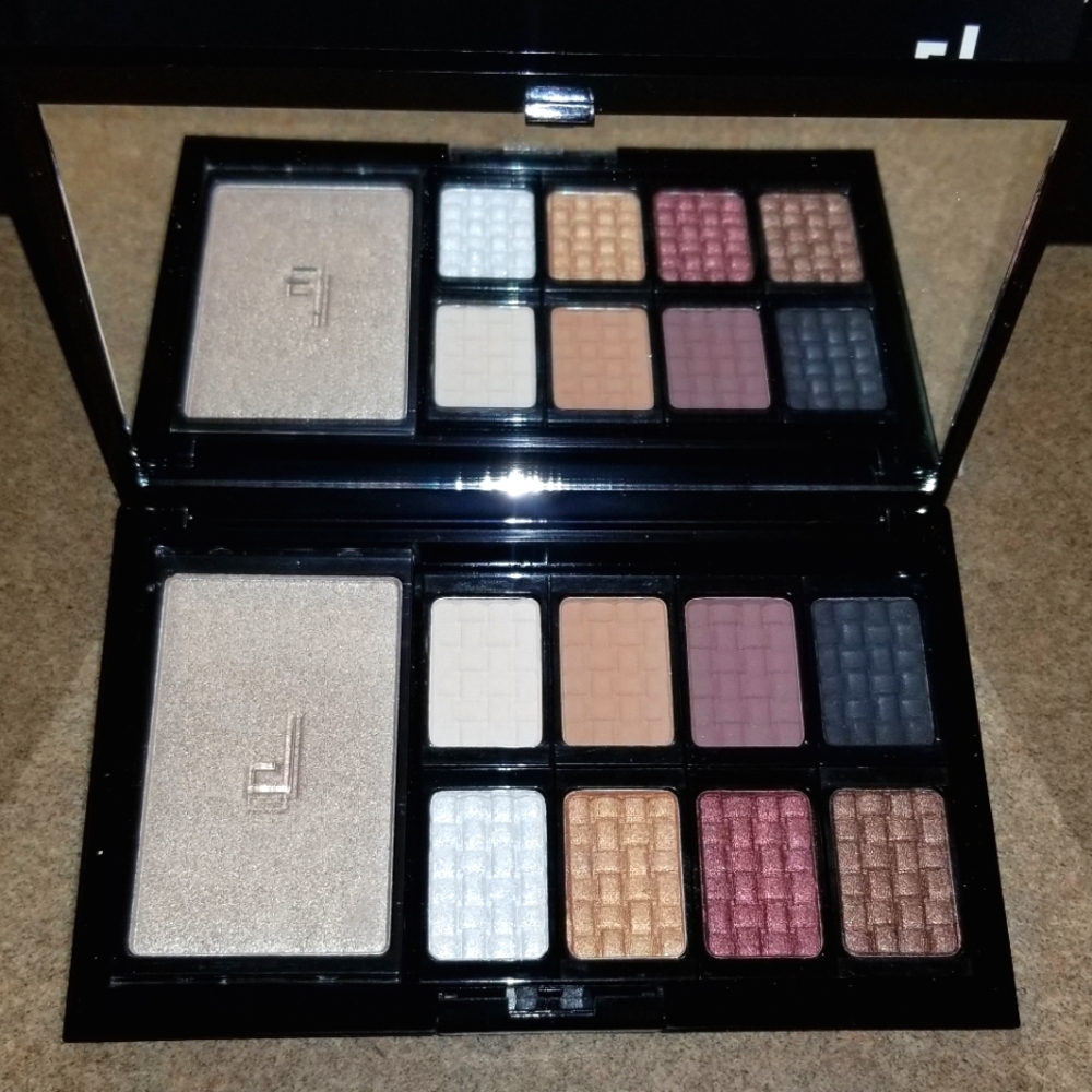 🆕️Doucce Freematic Eyeshadow Pro Palette